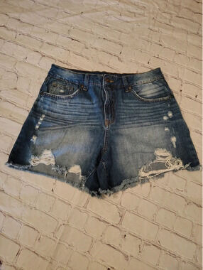 Soundstyle Women's Cutoff Shorts Size 10